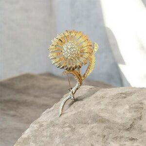 Vintage Kramer Gold and Crystal Sunflower Brooch